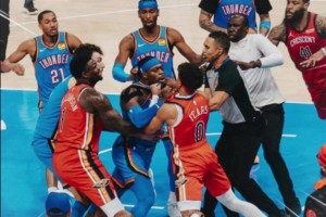 今日多特与鹈鹕新秀费尔斯爆发冲突，一旁的SGA感觉看呆了